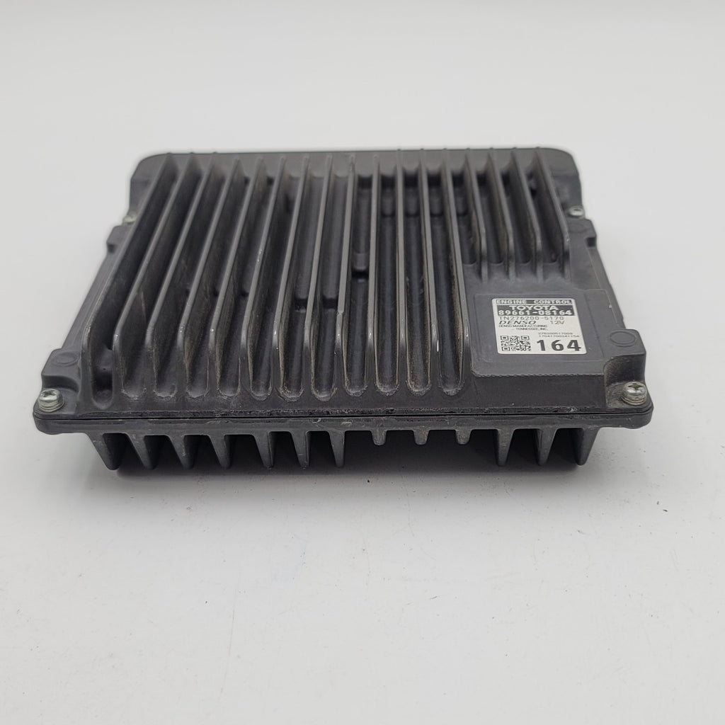 2017 Toyota Sienna Engine Computer Control Module ECU 89661-08164