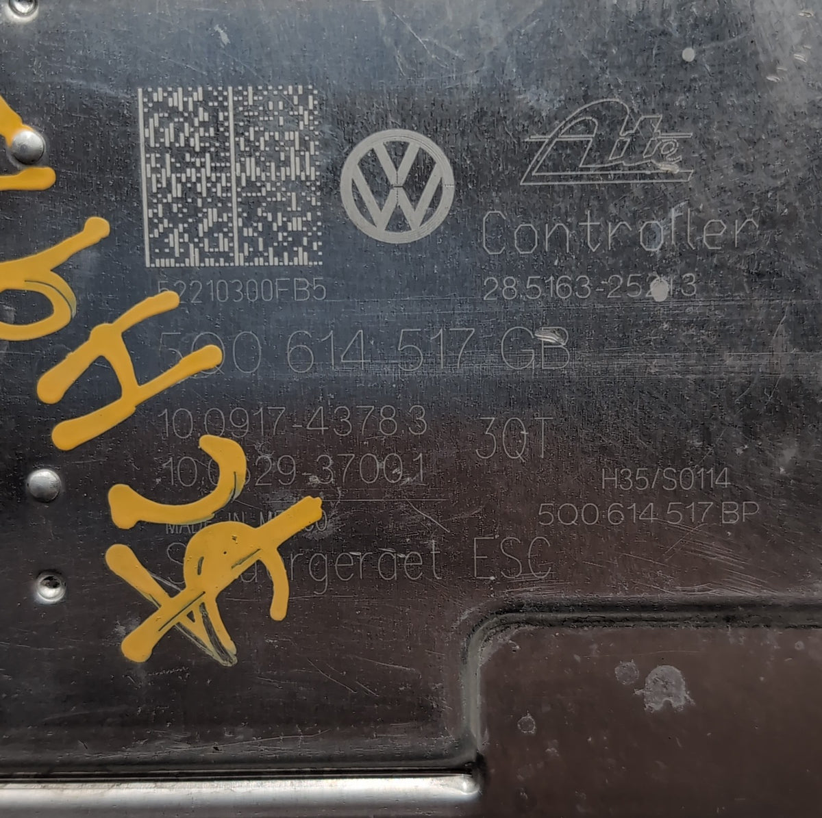 2021 2022 Volkswagen Taos 1.5L ABS Anti Lock Brake Pump Control Unit 5Q0614517GB