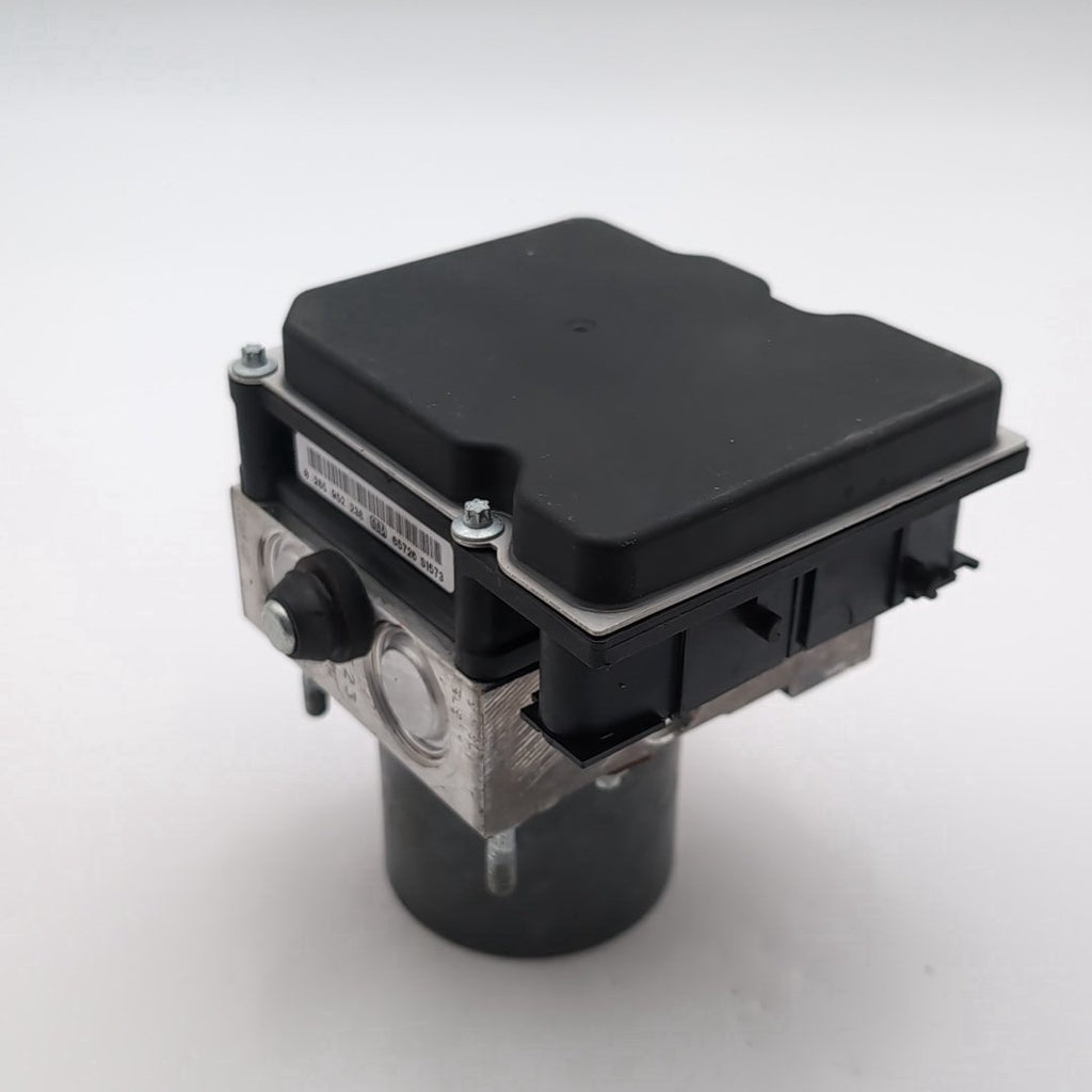 2016 2017 Infiniti QX50 3.7L ABS Anti Lock Brake Pump Control Unit 476606WC0A