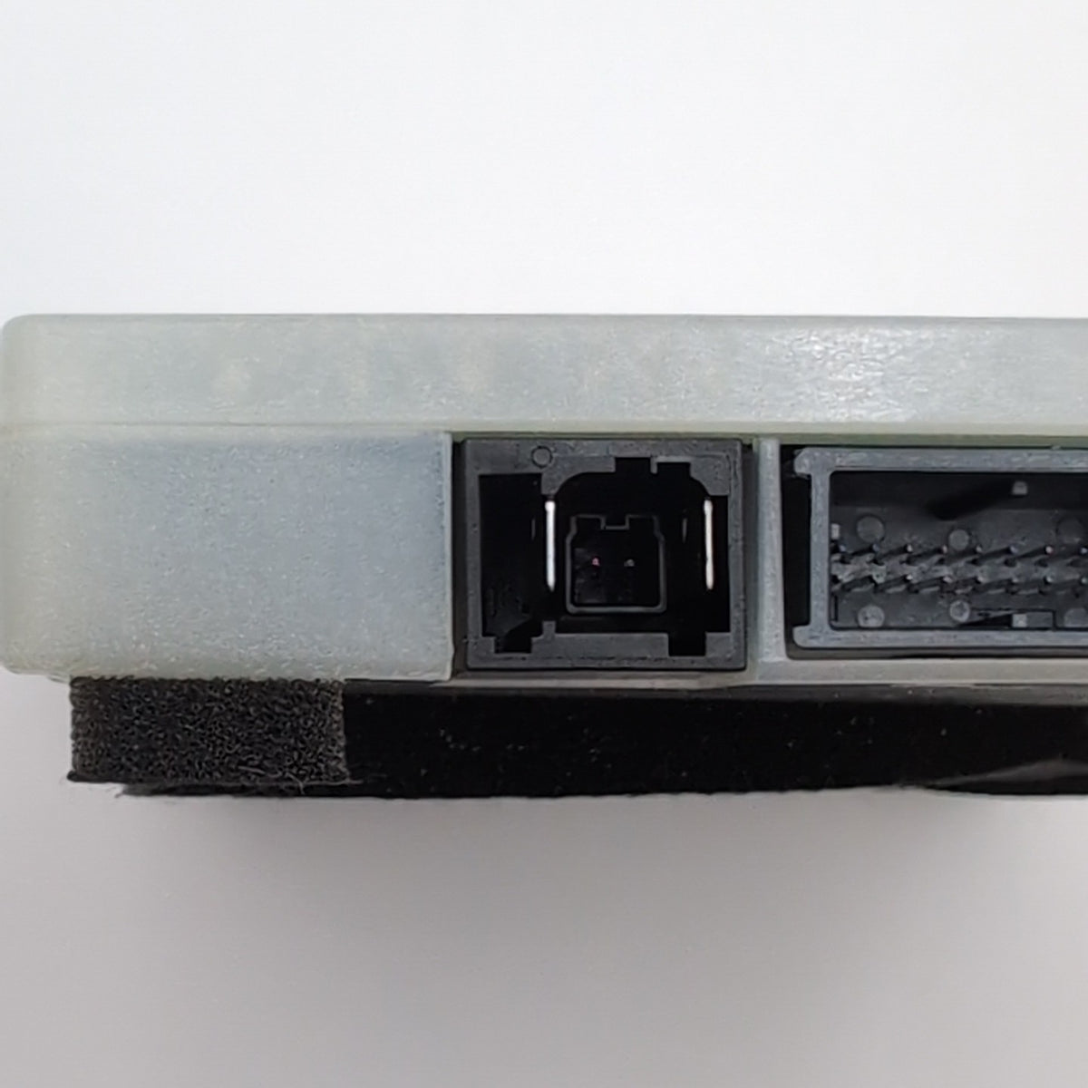 2025 BMW 330i G20 X1 U11 X3 G45 Antenna Telematics Control Module 5B5C761