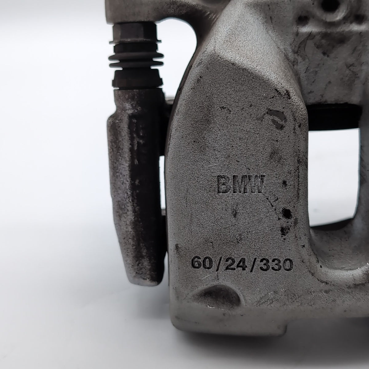 2019 - 2024 BMW G20 G01 330i X3 FRONT LEFT BRAKE CALIPER BRACKET DRIVER