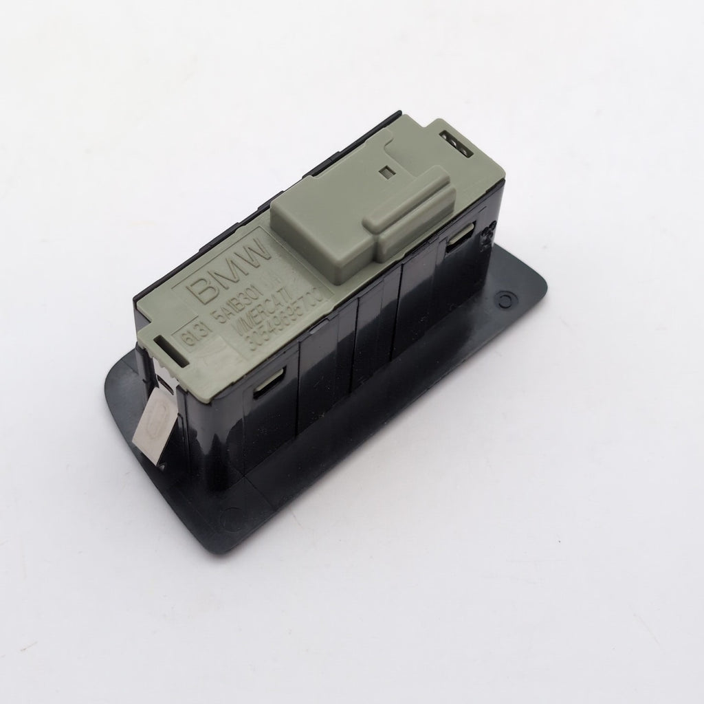 2021 - 2026 BMW 540i 530i i5 G60 M5 X1 X2 X3 Trunk Lid Tailgate Switch Button