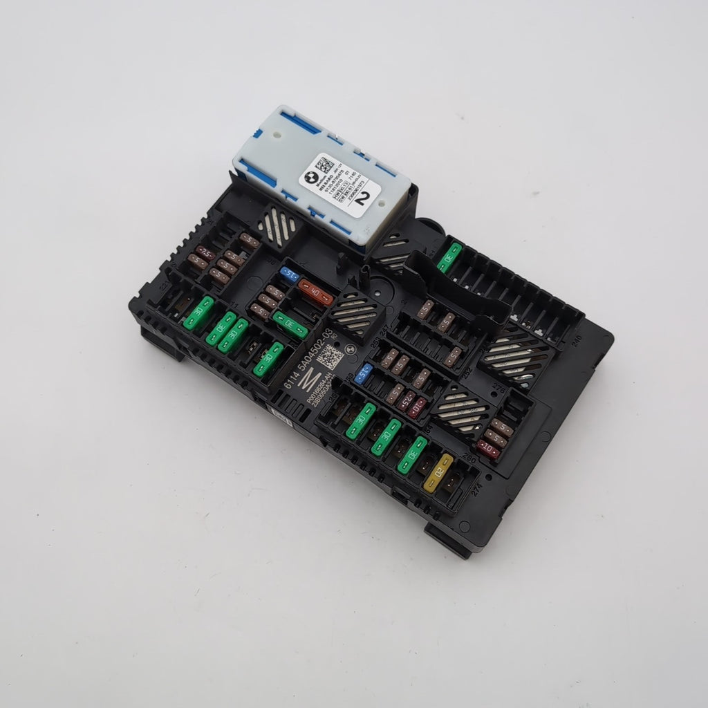 2018- 2025 BMW X4 X3 G02 G01 FUSE BOX REAR CONTROL SWITCH 5A04502 8795478 OEM