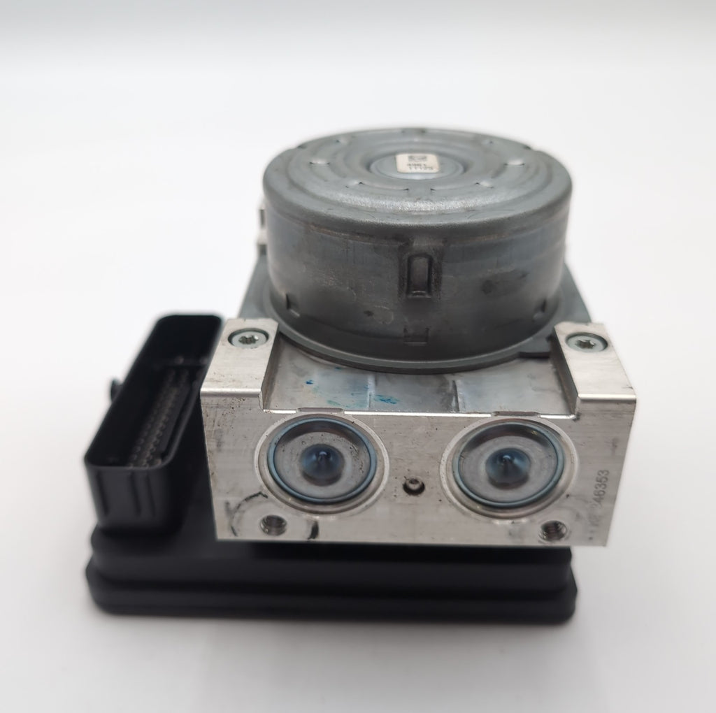 2022 Jeep Compass 2.4L ABS Anti Lock Brake Pump Control Unit 68490479AE