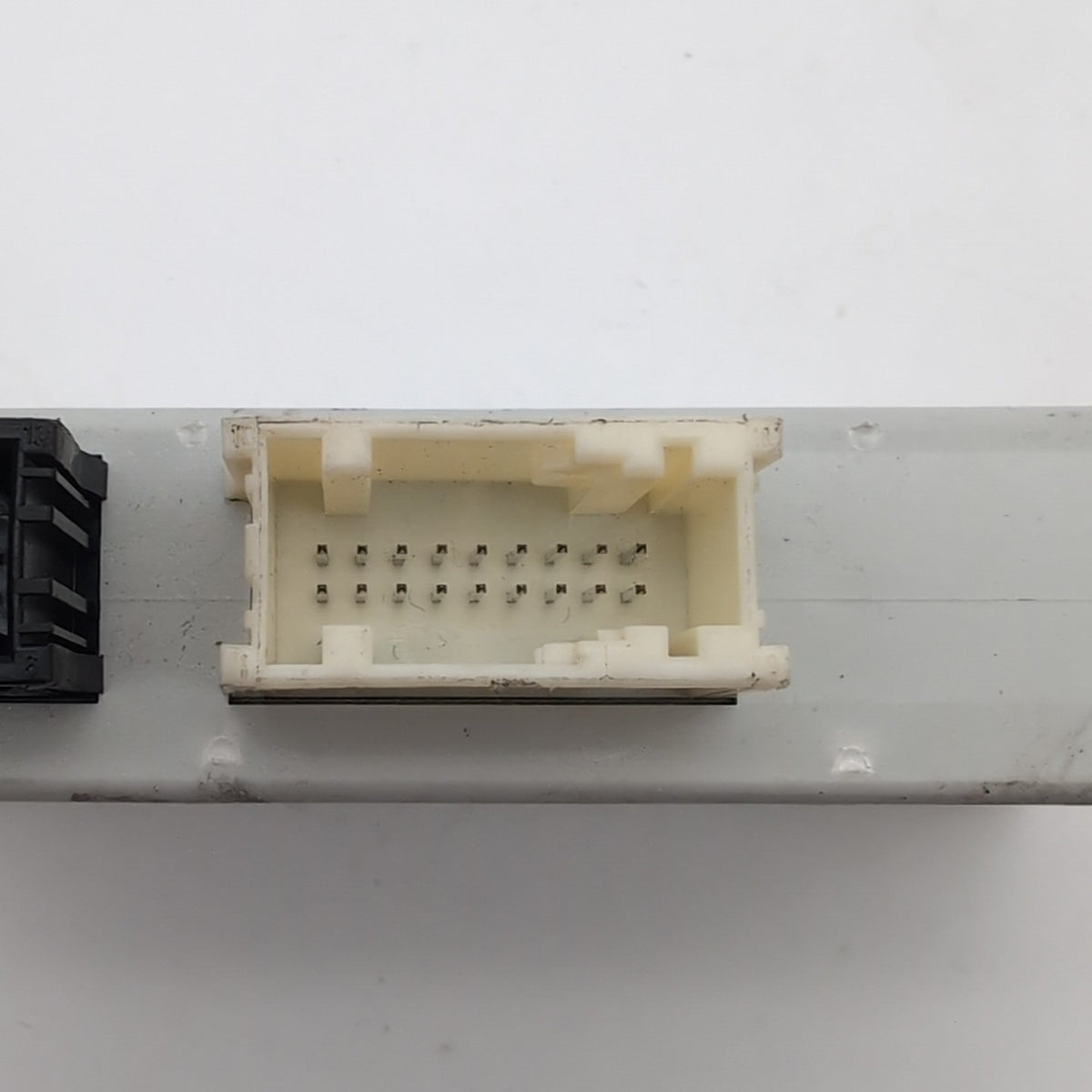 2006 2007 2008 BMW 325i 328i 330i PDC Parking Assist Control Module 6982386