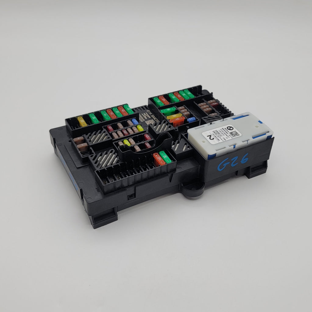 2024 BMW 330i 230I G42 G20 REAR POWER DISTRIBUTION FUSE Box 6114 5A4CFB0 - 02
