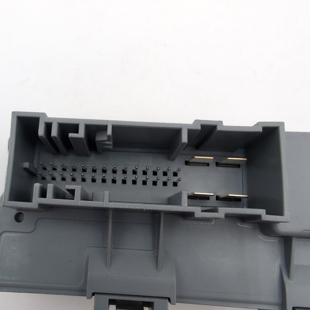2022 - 2026 BMW F74 X1 X2 Mini Cooper Countryman Power Distribution LIN Module
