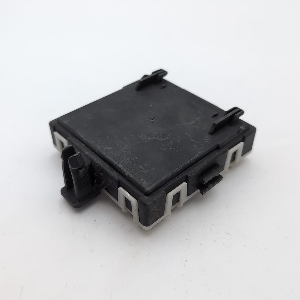 2020- 2023 MERCEDES E350 W213 FRONT LEFT DOOR CONTROL MODULE OEM A1679008311