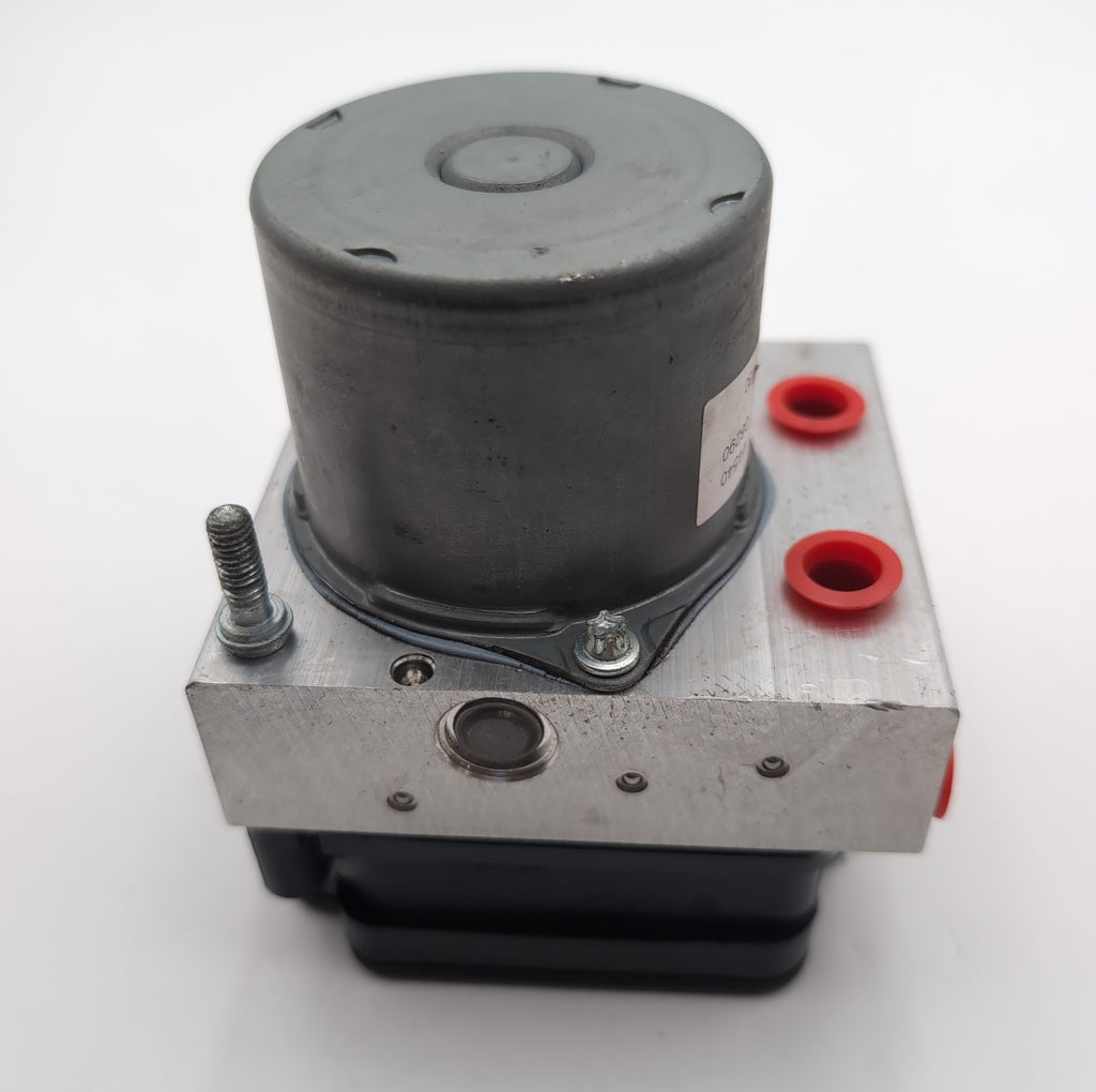 2018 2019 2020 Toyota Camry ABS Anti Lock Brake Pump Control Unit 44540-06290