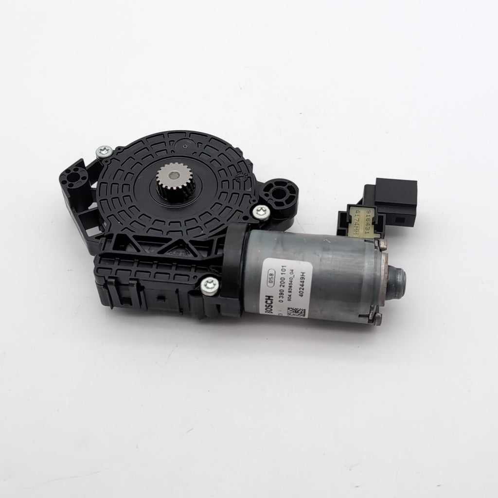 2014 2015 Mercedes S550 Bosch Rear Sun Roof Shade Motor OEM 0390200101