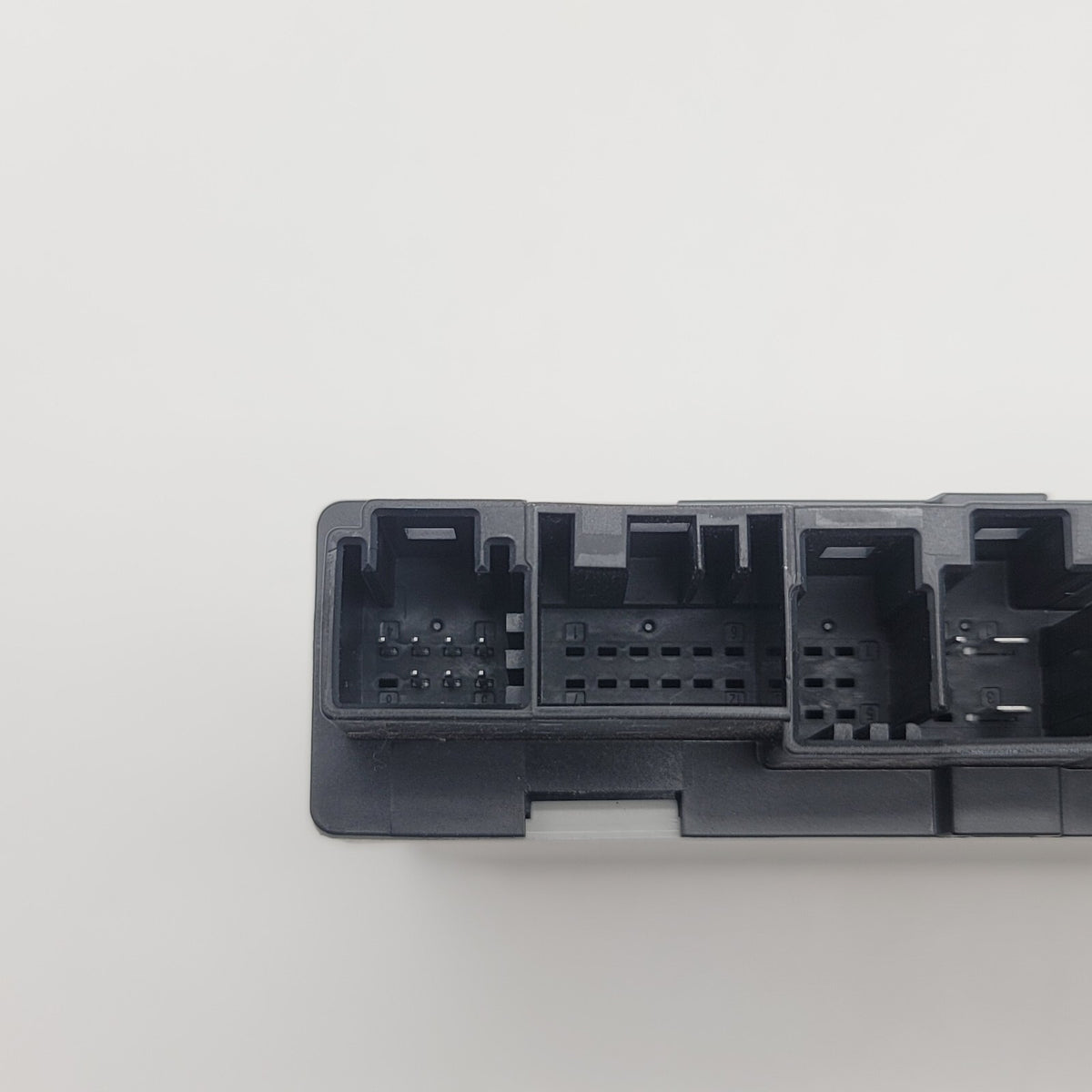 2024 - 2025 BMW X5 G05 FRONT RIGHT PASSENGER SIDE SEAT MEMORY CONTROL MODULE OEM