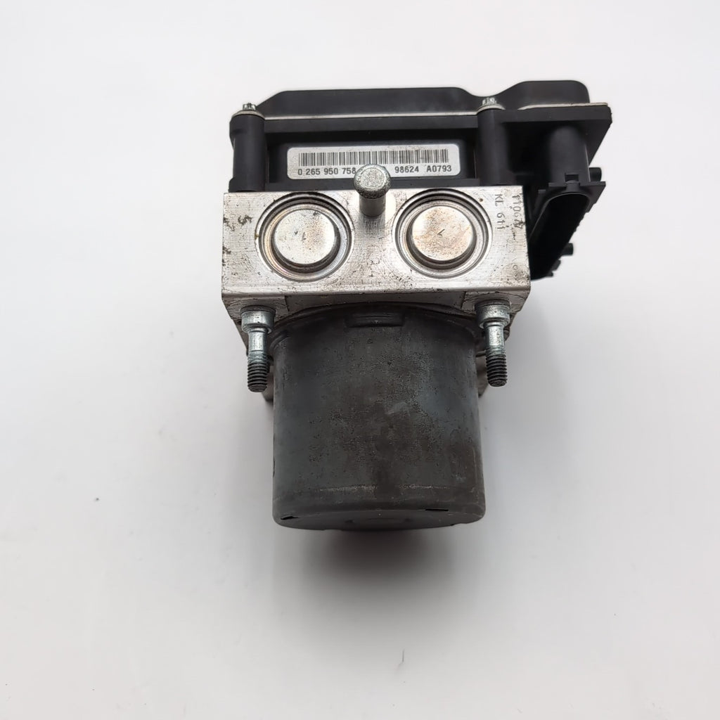 2009 2010 Nissan Maxima 3.5 ABS Anti Lock Brake Pump Control Unit OEM 476609N00C