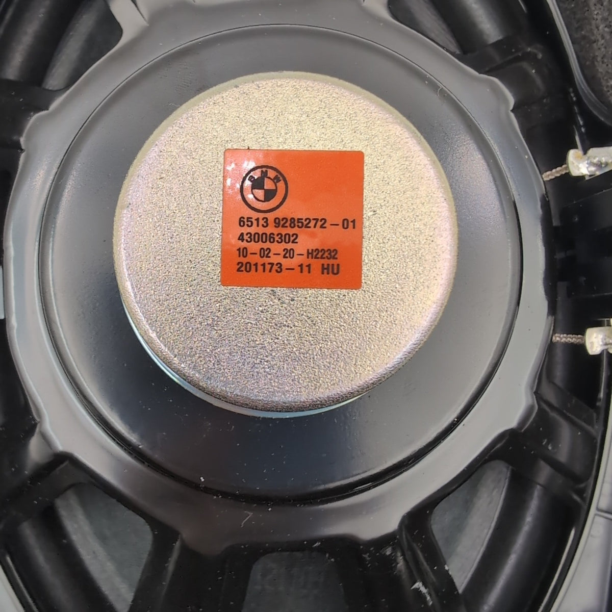 2014- 2021 BMW i3 i3s I01 FRONT LEFT SIDE SUBWOOFER AUDIO SPEAKER 9283791