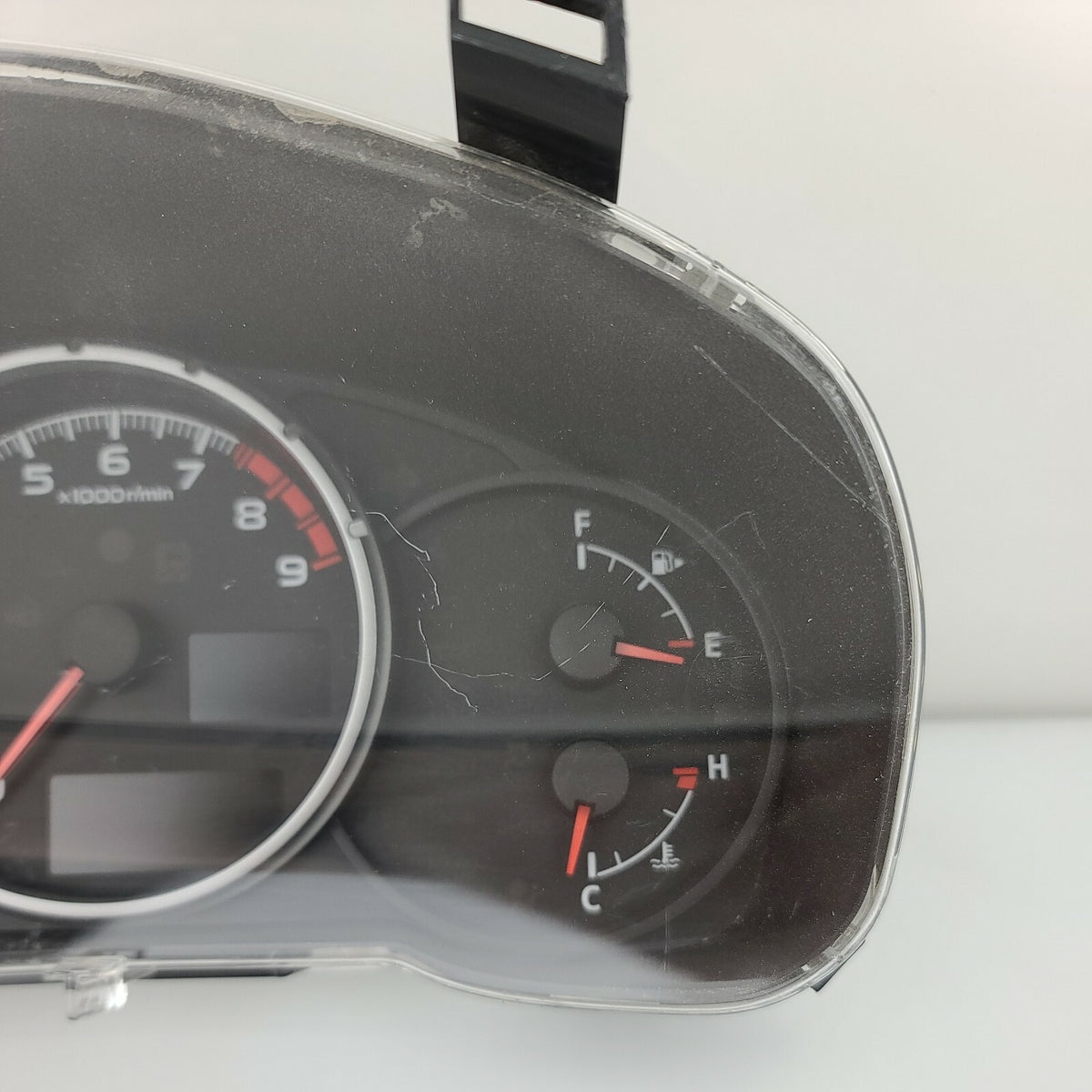 2015 - 2016 Subaru 85002CA650 Speedometer Head Instrument Cluster Gauges Oem