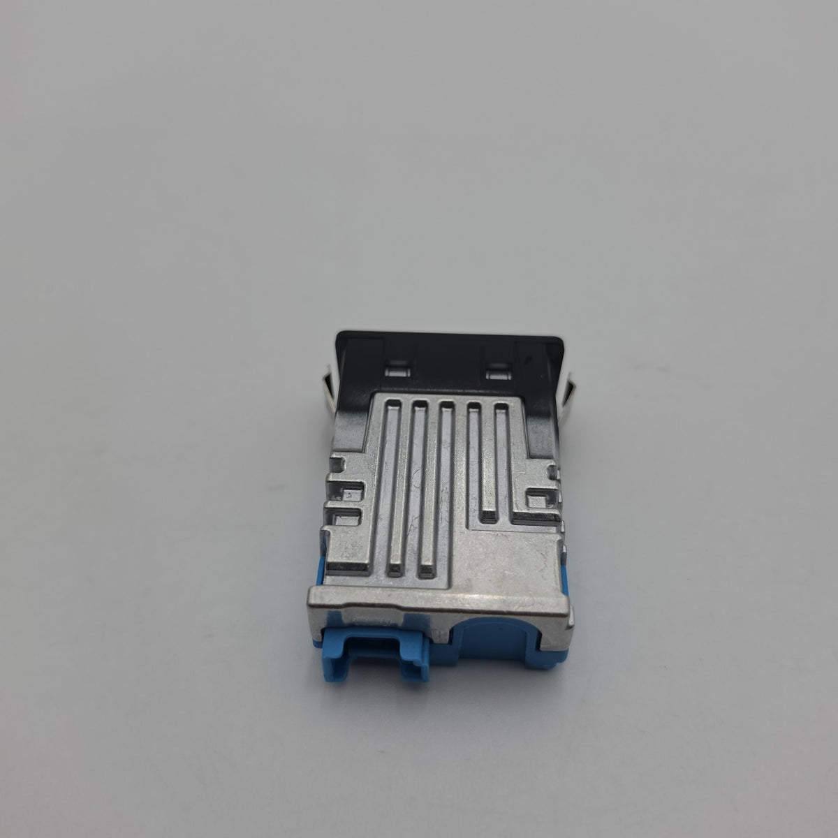 2019 - 2026 BMW G20 G21 G22 G26 G15 G30 G31 X3 Single USB Socket Port 5B51C70