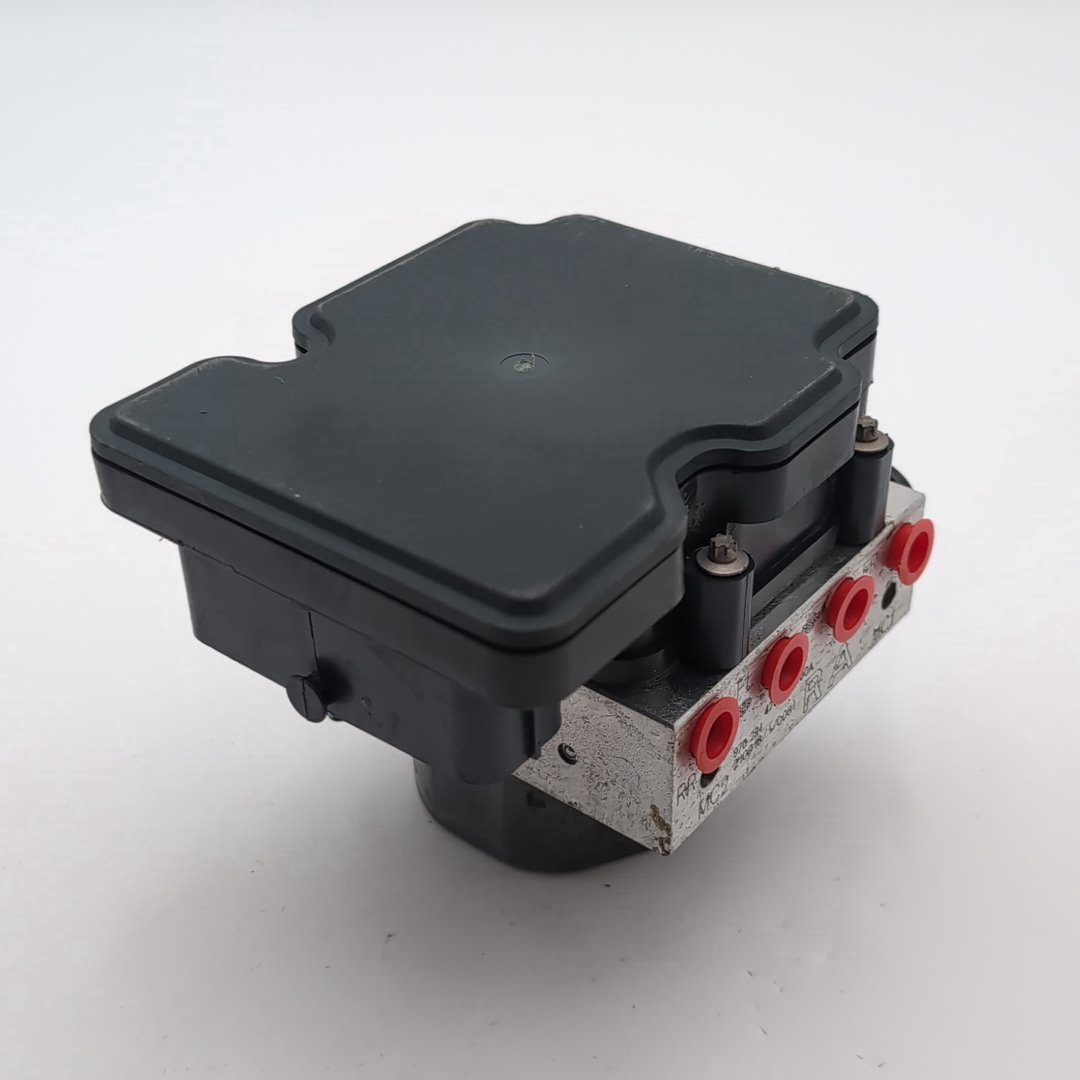 2021 2022 2023 Nissan Kicks 1.6L ABS Anti Lock Brake Pump Control 476605R00A