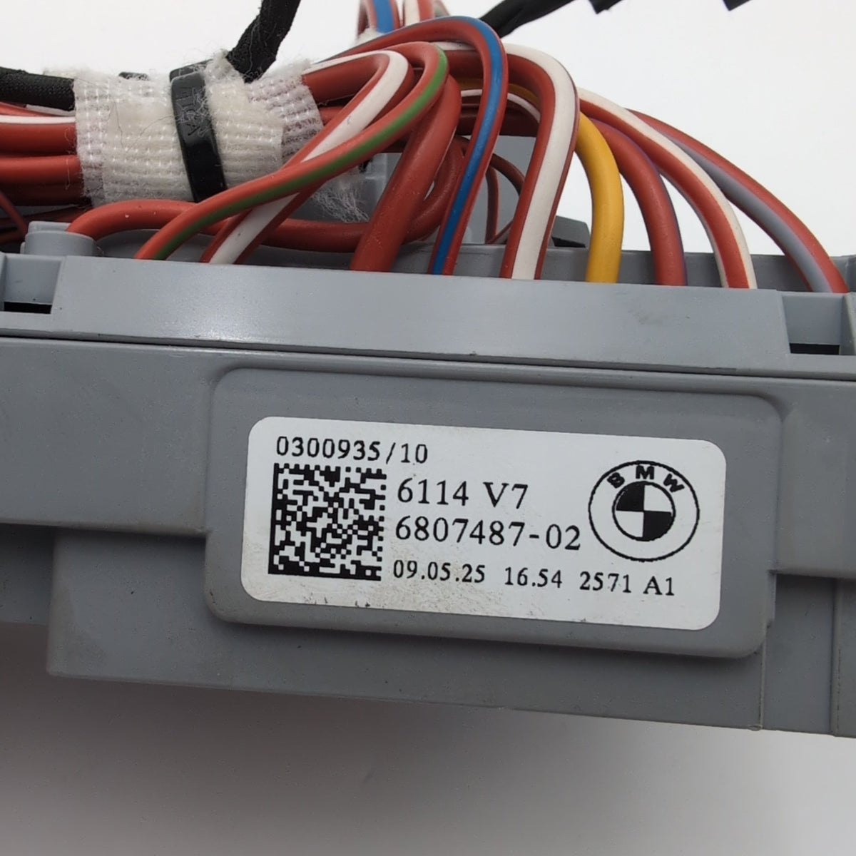 2019 - 2026 BMW X5 X6 X7 XM G20 G26 G42 G87 M3 Front Power Distribution Fuse Box