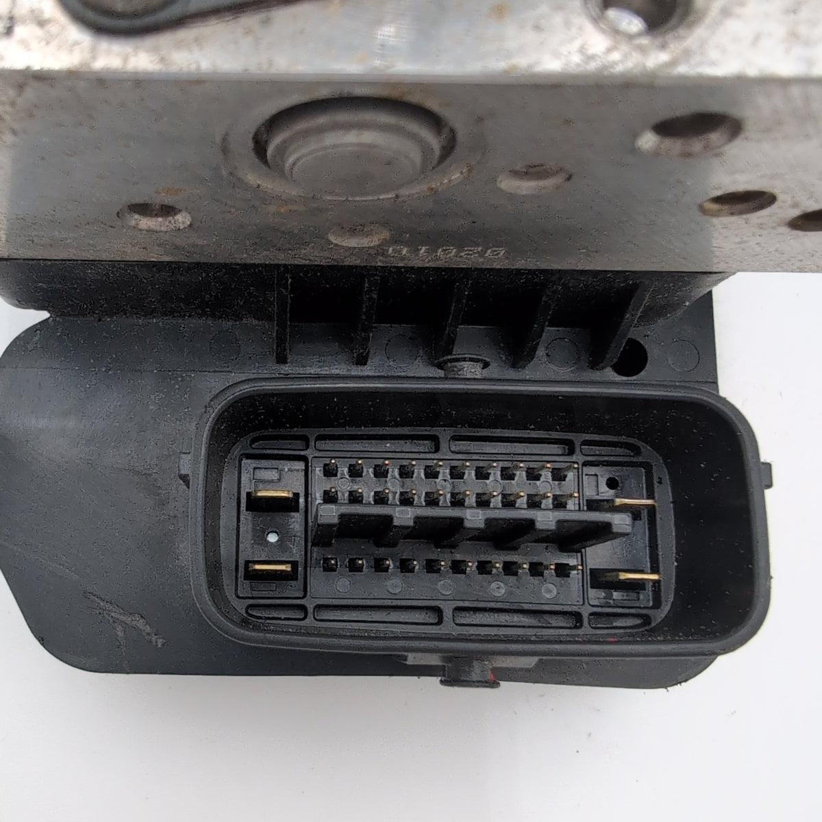 2014 2015 2016 Mazda 6 ABS Anti Lock Brake Pump Control Unit GMM4-437A0