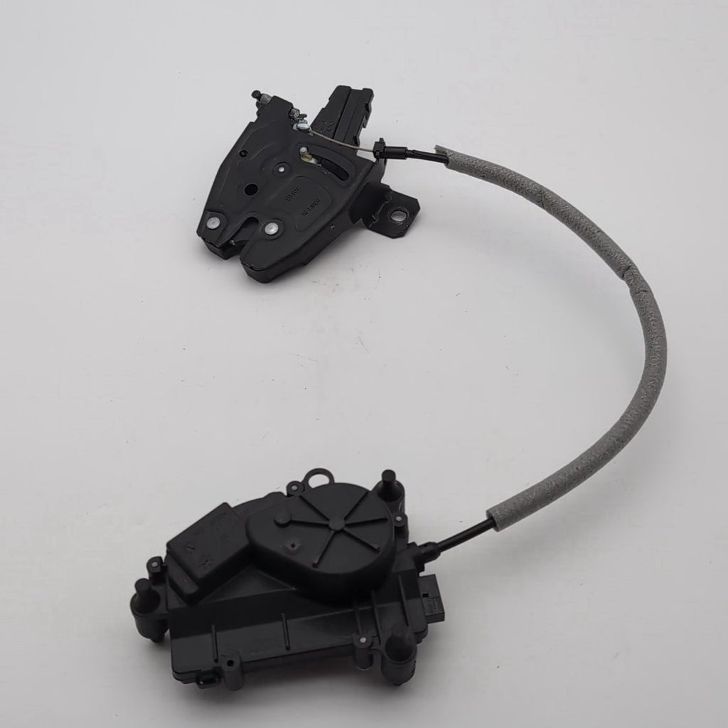 2019 - 2026 BMW X5 X7 Trunk Lid Tailgate Rear Left Trunk Latch Actuator Motor