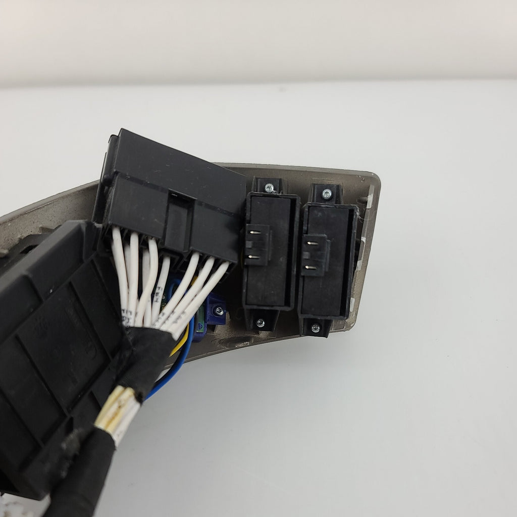 2003- 2012 Maserati Quattroporte Grey Front Right Seat Control Unit 469556