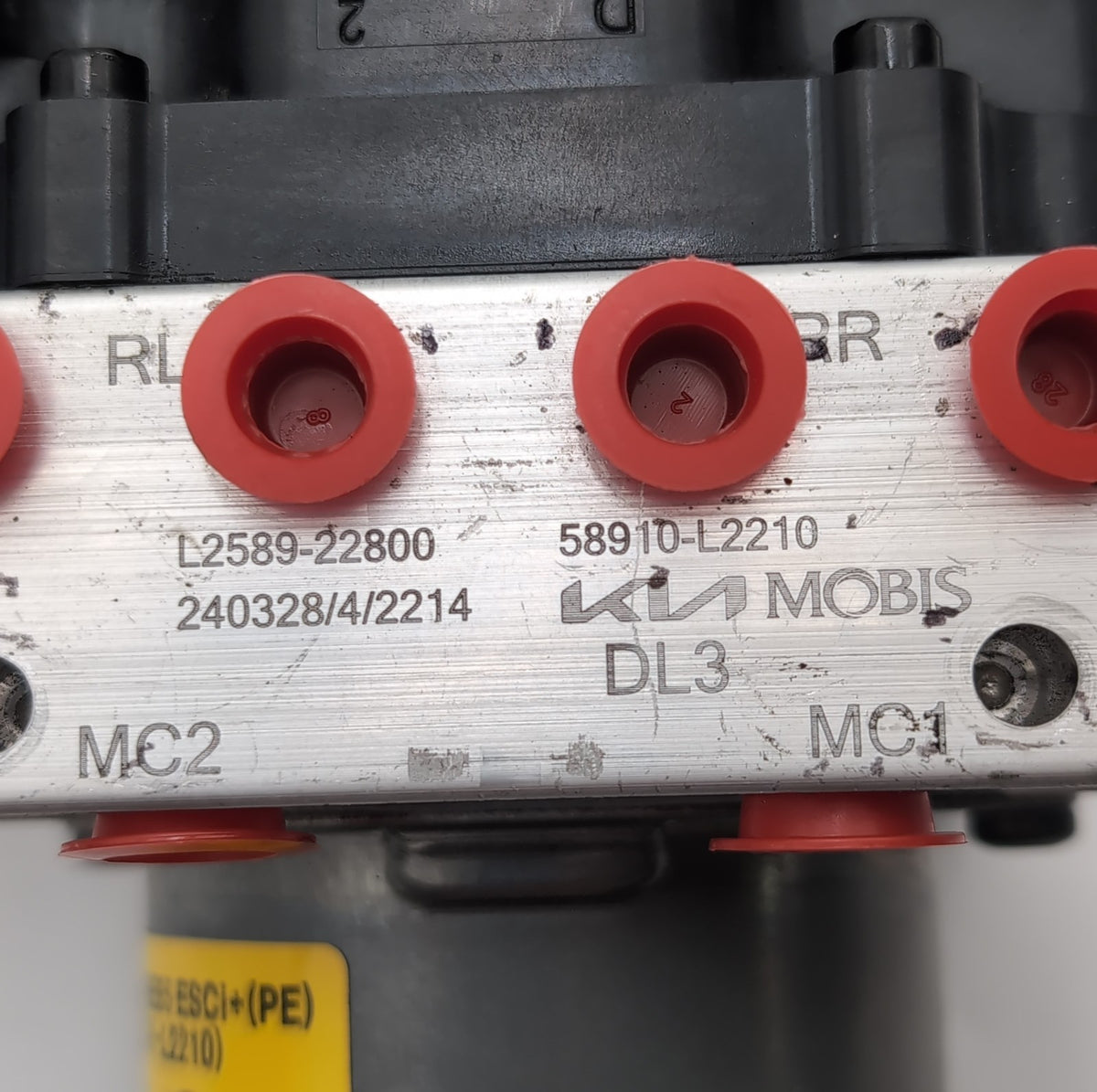 2025 Kia K5 2.5L ABS Anti Lock Brake Pump Control Unit 58900-L2210