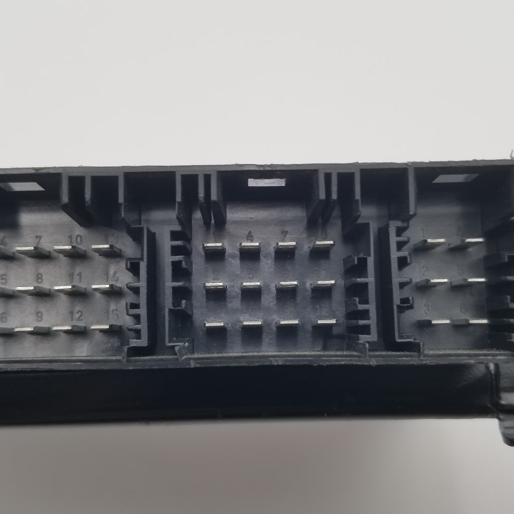 1999 2000 2001 2002 Land Rover Discovery 2 OEM ABS ECU Computer WABCO SRD000070