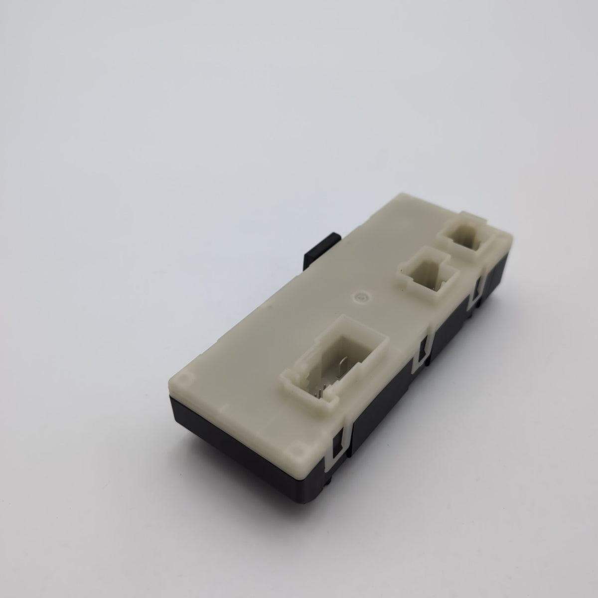 2021 - 2026 BMW G20 G26 G30 M3 X3 X6 X6M Rear Liftgate Trunk Lid Control Module