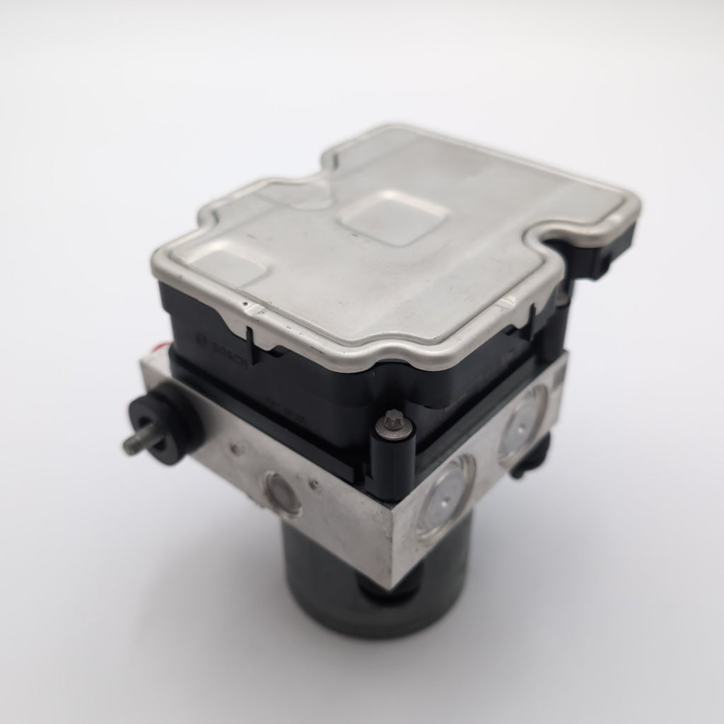 2021 2022 Nissan Altima ABS Anti Lock Brake Pump Control Unit 476609HE0A