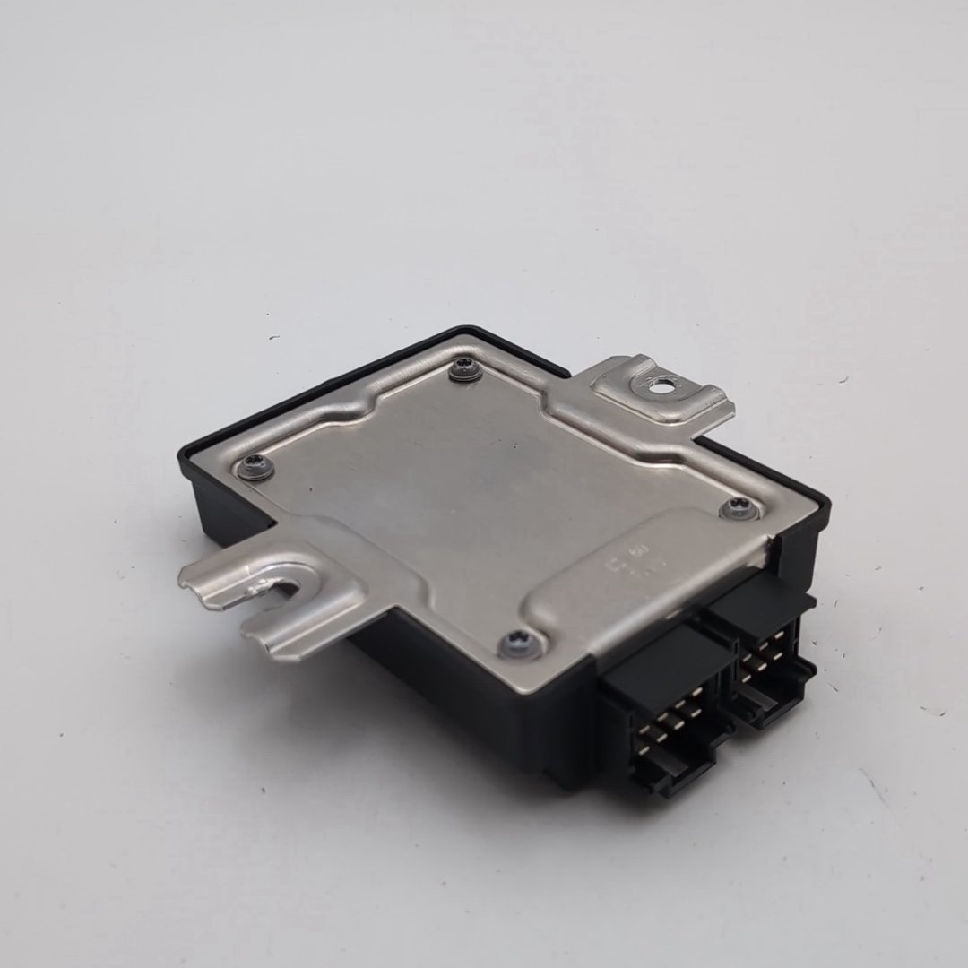 2021 - 2026 BMW M3 G80 G82 G42 X3 X4 X5 X6 X7 Rear Differential Control Module
