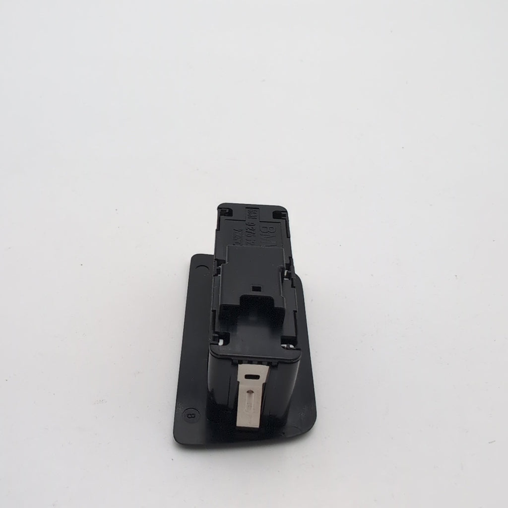 2019 - 2025 BMW G30 G12 X3 M3 X5 X6 Tailgate Liftgate Lock Unlock Switch Button