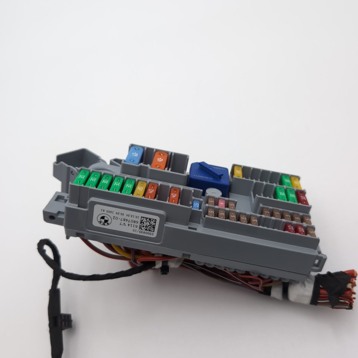 2019 - 2026 BMW X5 X6 X7 XM G20 G26 G42 G87 M3 Front Power Distribution Fuse Box