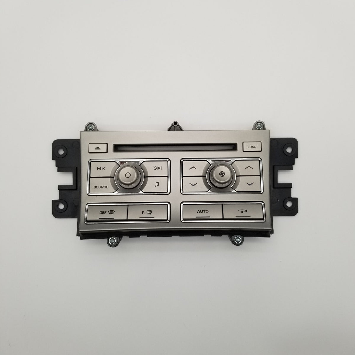 2009 2010 2011 Jaguar XF Sedan Dash Radio CD Player Climate Control 8X2318C858BG