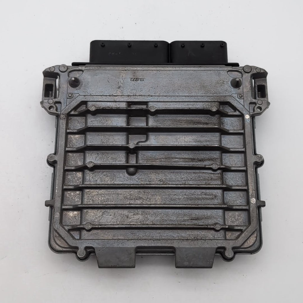 2016 - 2019 Mercedes GLC300 Engine Computer Control Module ECU A2749001600