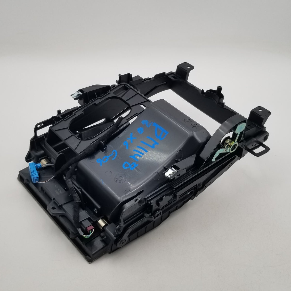 2019 - 2026 BMW X5 X6 X7 Center Console Storage Compartment Aluminum Rhombicle