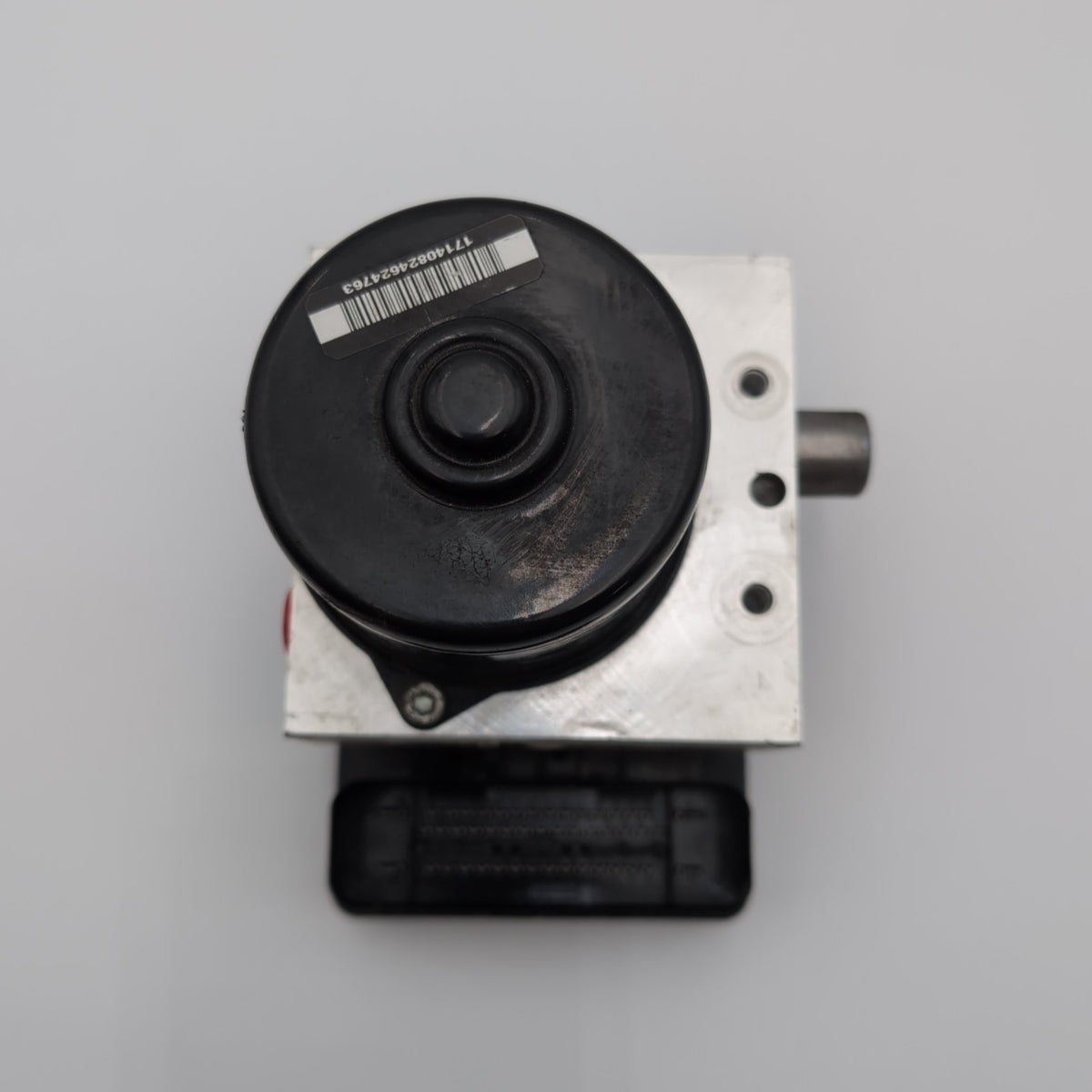 2004 - 2009 Nissan Titan ABS Anti Lock Brake Pump Control Unit 47660-ZH000