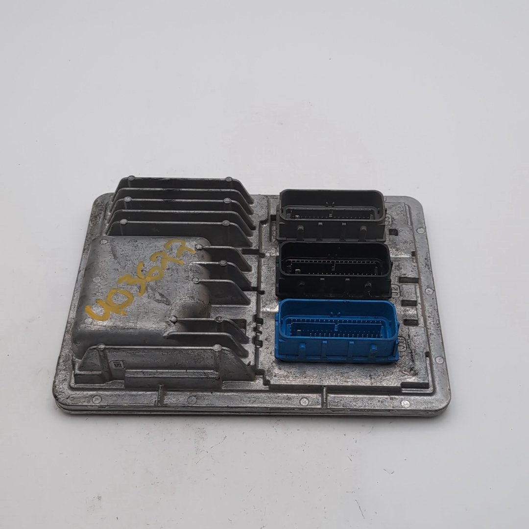 2016 Chevrolet Malibu 1.5L Engine Computer Control Module E80 12675580