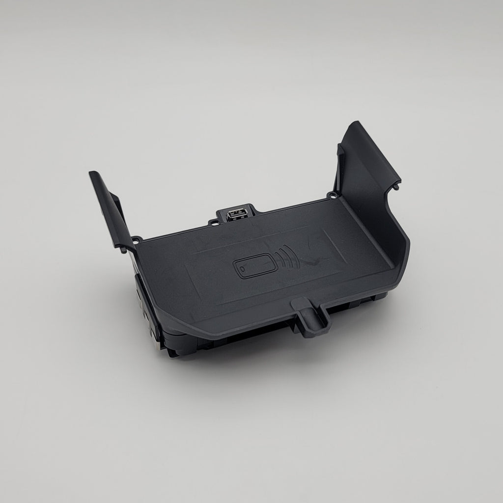 2021 2022 2023 BMW 530i G30 BATTERY WIRELESS CHARGING PAD CONTROL MODULE OEM