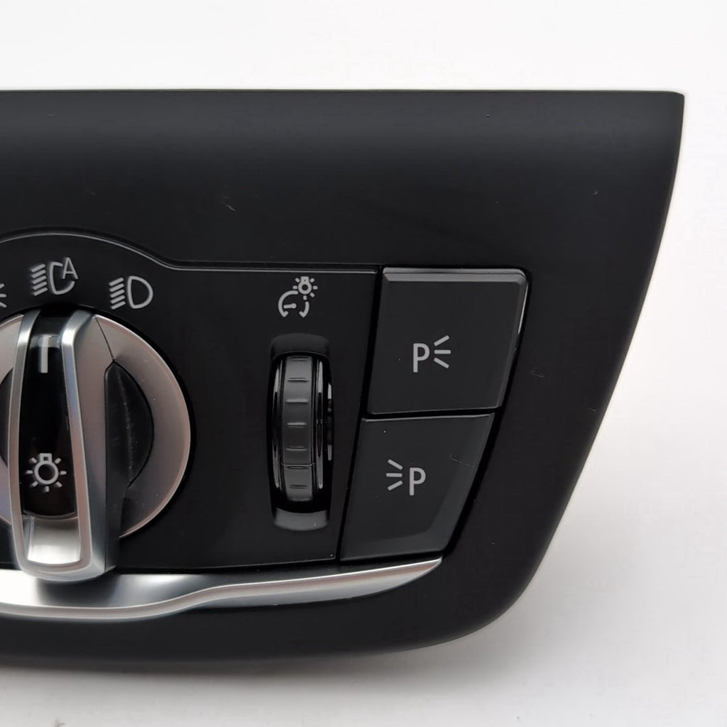 2019 - 2024 BMW G01 G02 F97 F98 X3 X4 Light Control Switch Panel 5A67868
