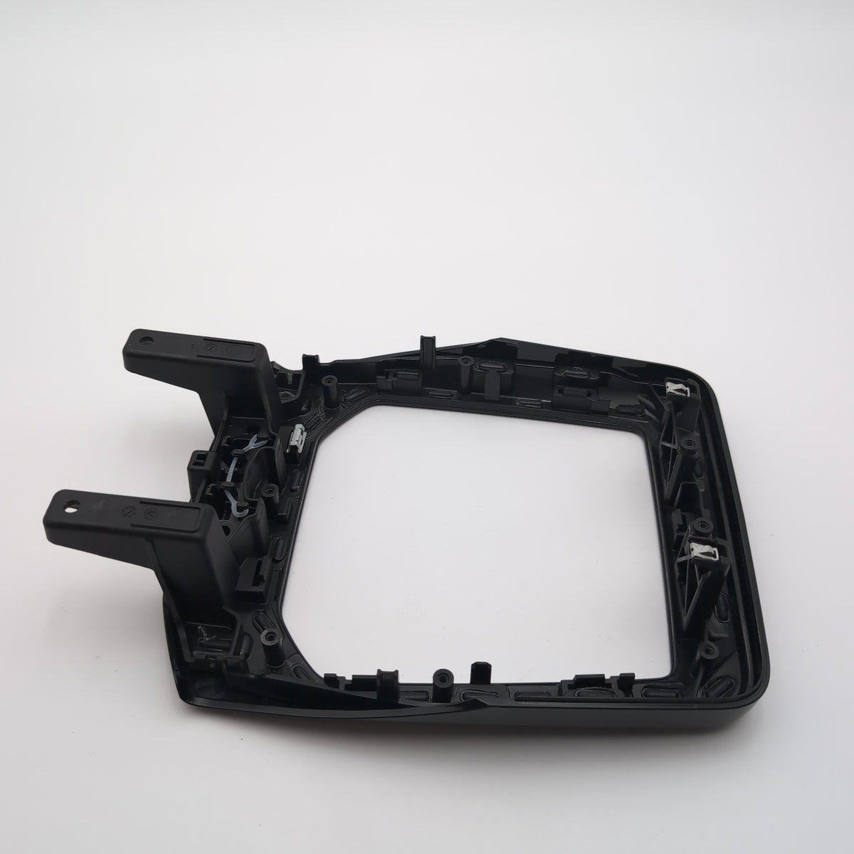 2024 2025 2026 BMW i5 540i 530i 550e G60 Center Console Trim 5A13175
