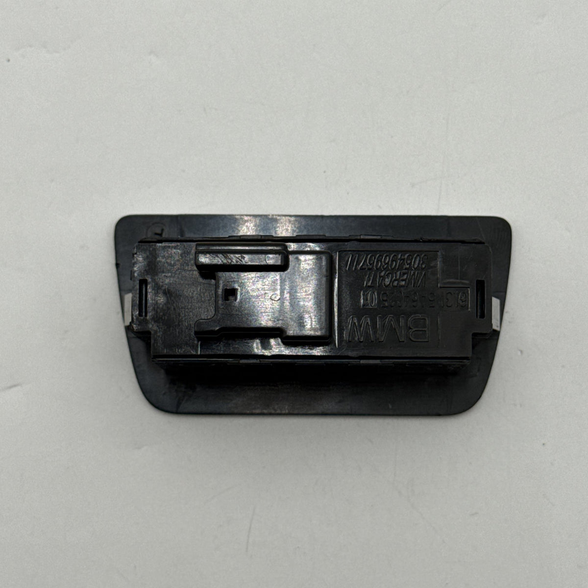 2023 - 2026 BMW G20 G26 XM X3 X5 X6 X7 Rear Trunk Open Close Switch 5A64C25