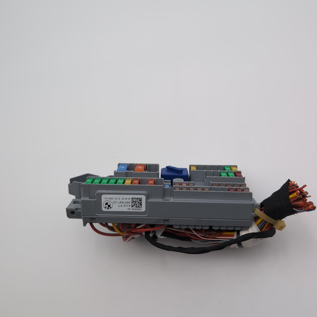 2019 - 2026 BMW X5 X6 X7 XM G20 G26 G42 G87 M3 Front Power Distribution Fuse Box