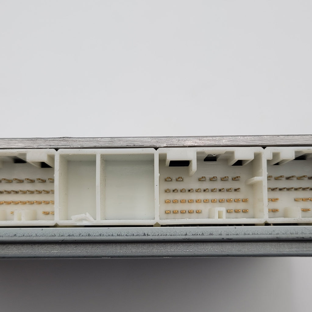 2004 Lexus ES330 ECU ECM COMPUTER 89661-33A41 898707
