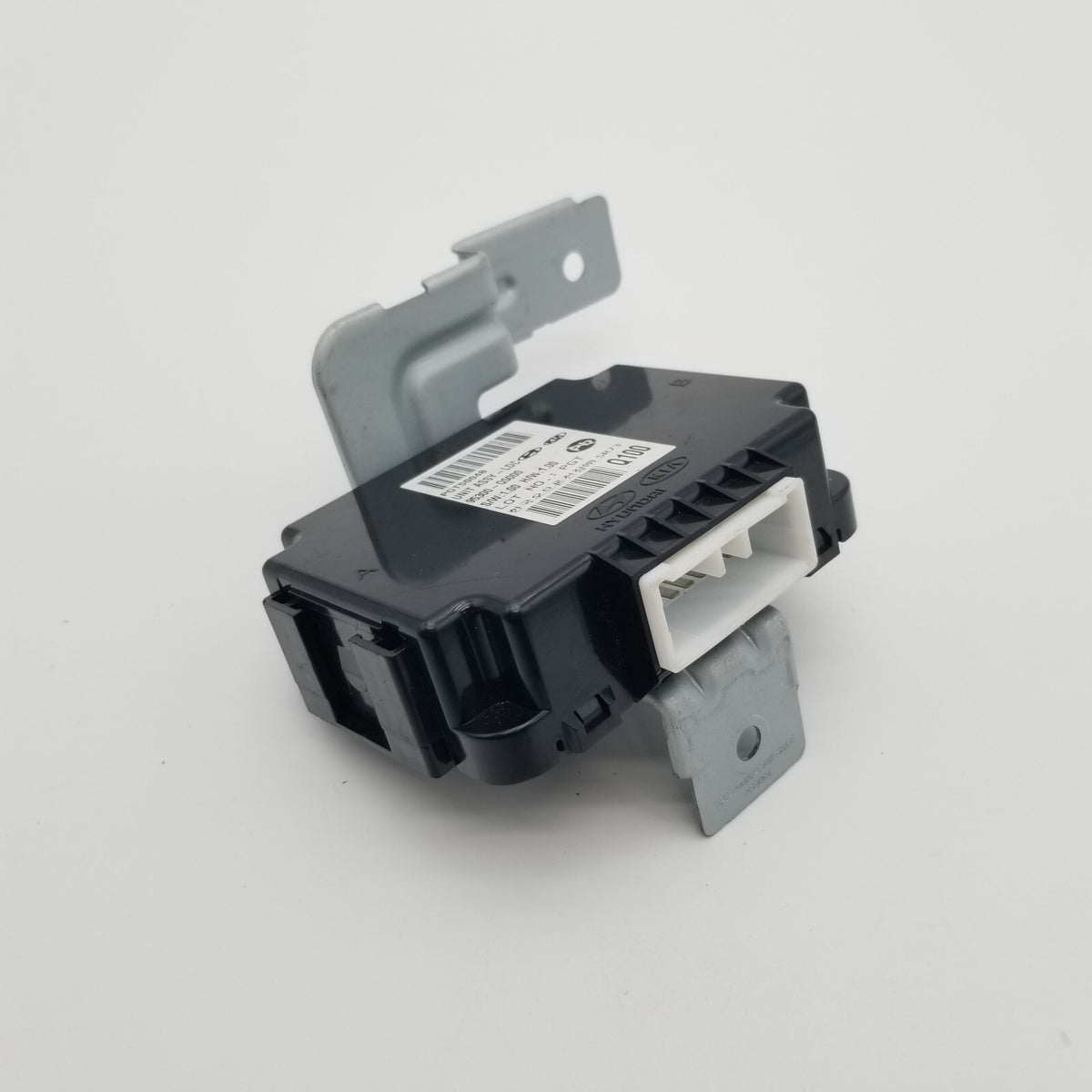 2020 2021 2022 Kia Seltos Power Inverter Module Unit 95300q5000 Oem