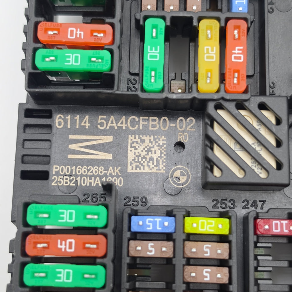 2022 - 2026 BMW 330i G20 G42 Rear Power Distribution Fuse Box 5A4CFB0