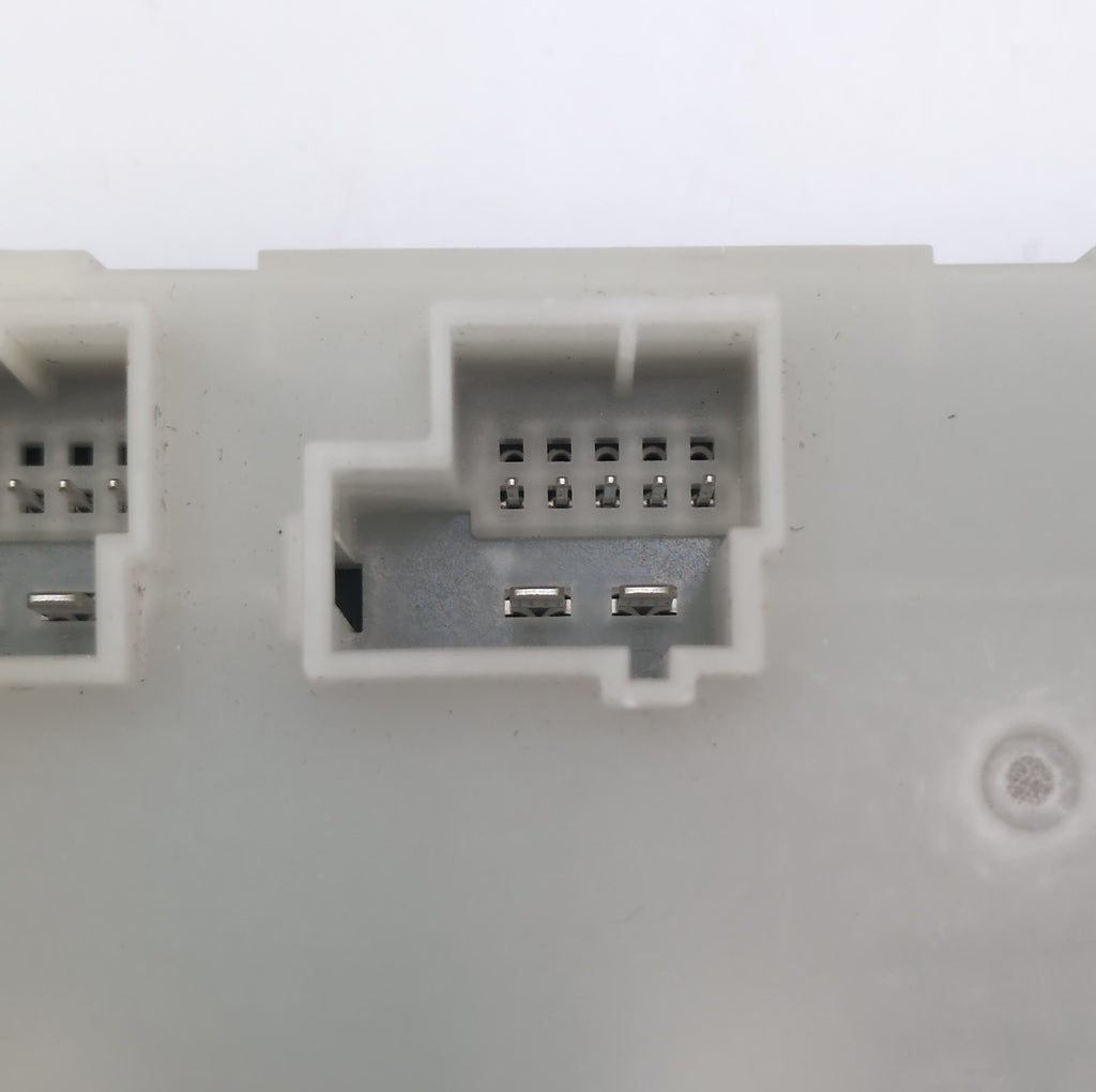 2021 - 2026 BMW G20 G30 M3 X3 X6 X6M Rear Liftgate Trunk Lid Control Module