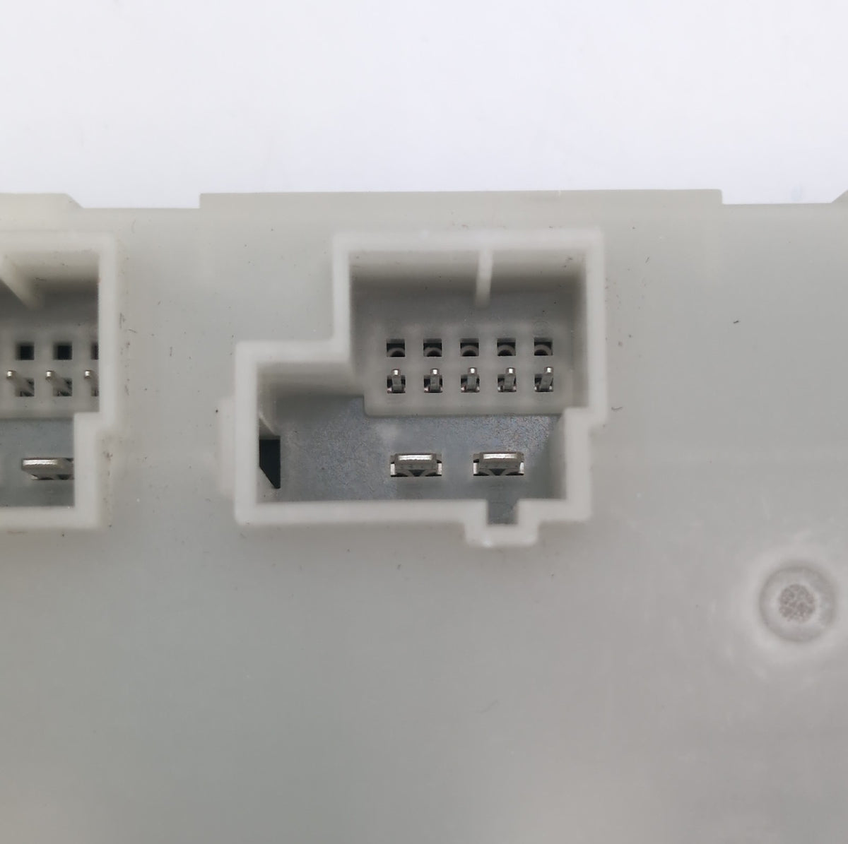 2021 - 2026 BMW G20 G30 M3 X3 X6 X6M Rear Liftgate Trunk Lid Control Module