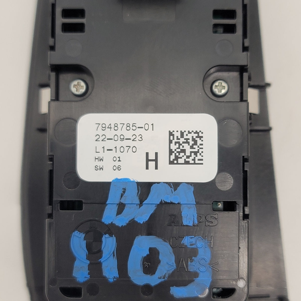 2024 BMW F44 228XI 228I G20 G21 Front Left Door Power Window Switch OEM
