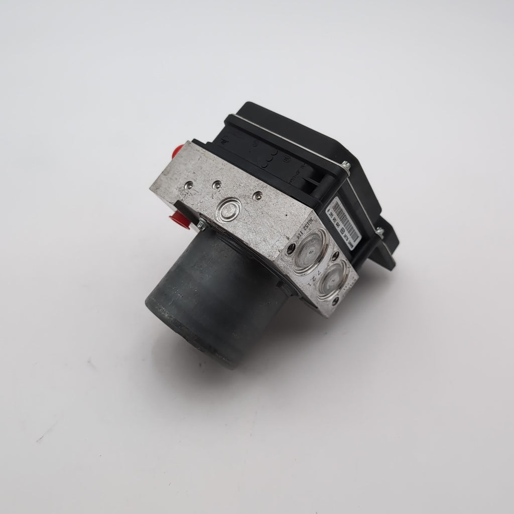 2013 2014 Audi A4 S4 S5 ABS Anti Lock Brake Pump Control Unit 8K0614517GC