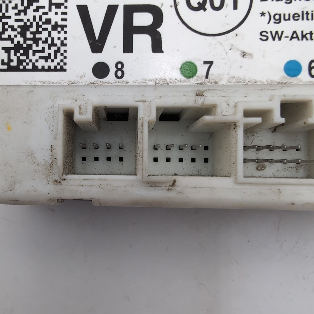 2016- 2019 Mercedes W205 C300 Front Right Passenger Side Door Control Module