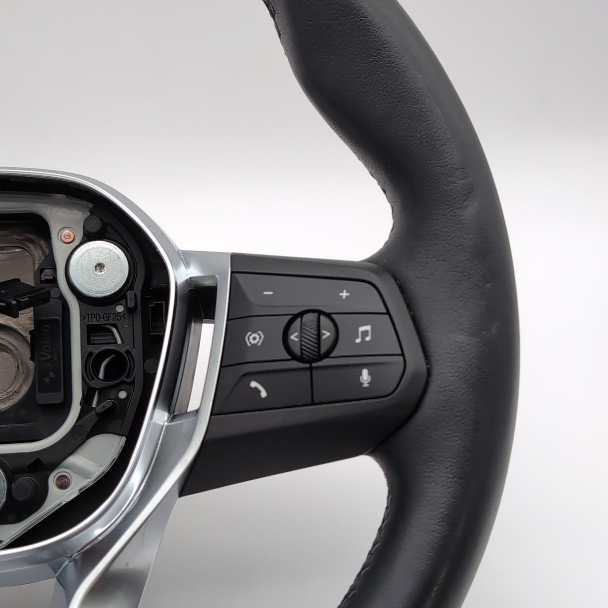 2023 2024 2025 BMW X1 X2 U11 U10 Leather Steering Wheel 9472034